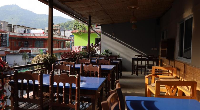 Margik Backpackers Hostel photo