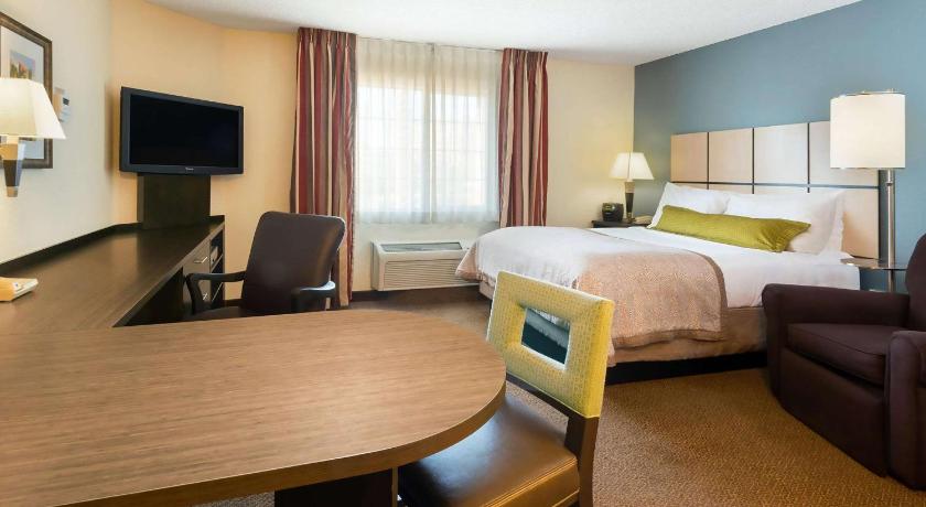 MainStay Suites Wichita Northeast photo