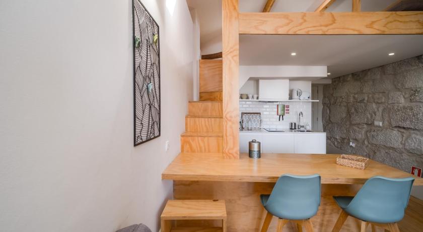 포르투 Nomad's Bonjardim City Flats 2성급 게스트하우스 레스토랑