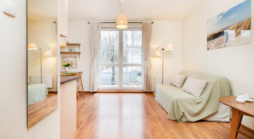 Studio 44