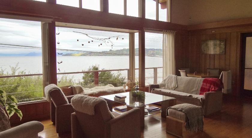 Amadeus Hotel — Hotel in Frutillar