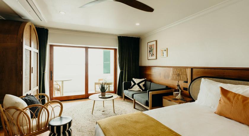 Deluxe King with Balcony and Ocean View圖片 0