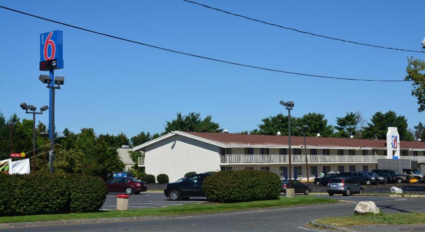 Motel 6-Chicopee, MA - Springfield