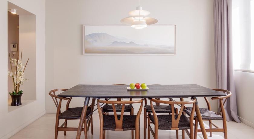 Image of Apartment with Terrace 12