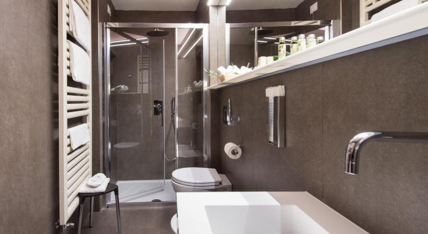 Фото: Двухместный номер / номер Твин с общей террасой (Double or Twin Room with Shared Terrace) 2