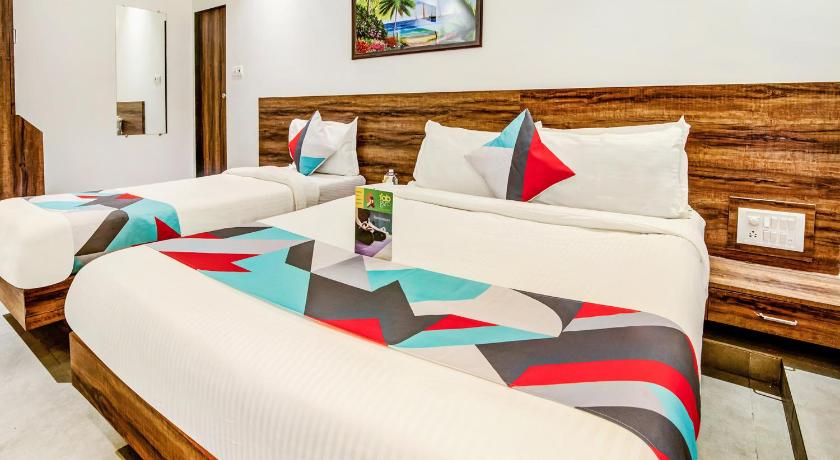 OYO 9957 Hotel Terminus Square photo