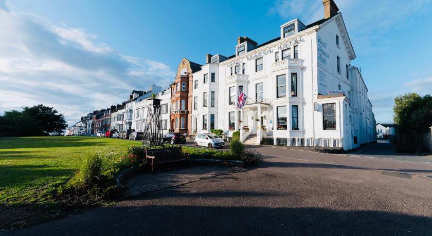 Royal Beacon Hotel photo