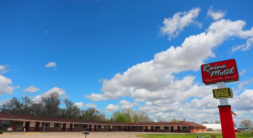 Raine Motel — Hotel in Valentine (NE)