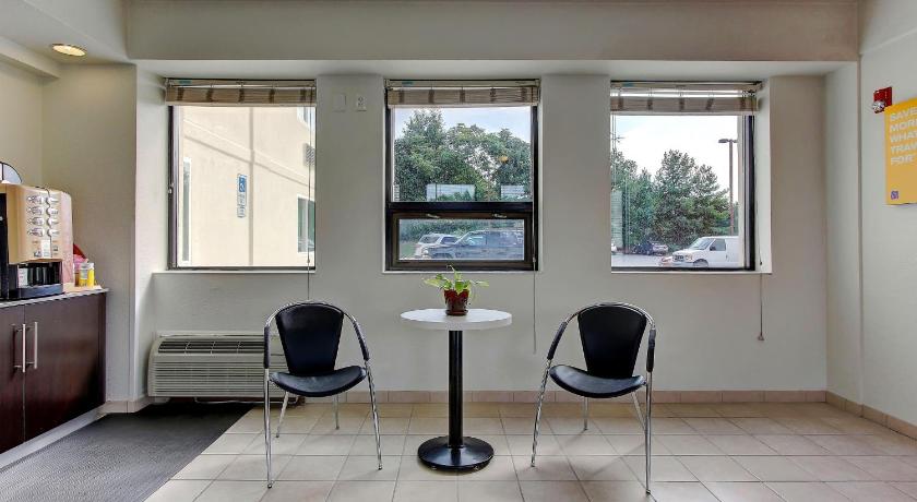 Motel 6-York, PA - North photo