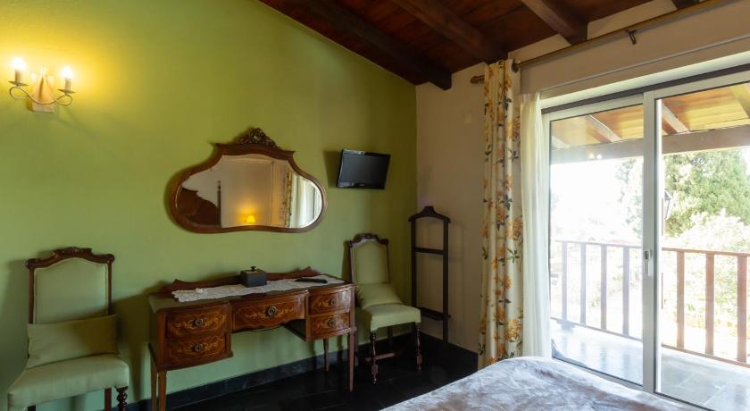 Rouzha Quintal De Alem Do Ribeiro-Turismo Rural 4-Star Hotel restaurant