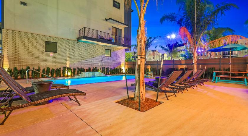 New Construction Elegant Villas photo