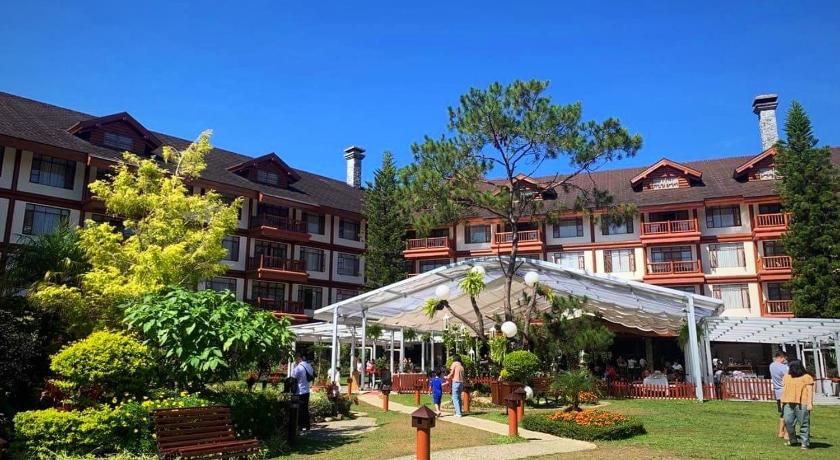 Privately-owned Superior Room with Garden View at The Manor Hotel Camp John Hay — Hotel in Baguio