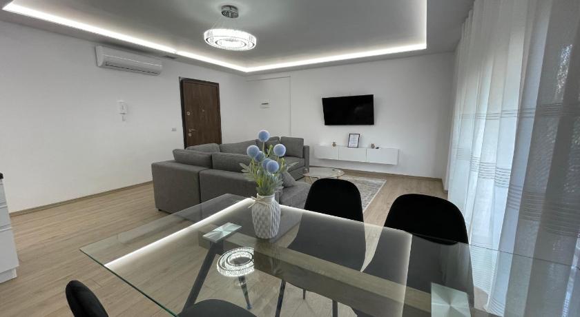 New Bazaar 2022 — Hotel in Tirana