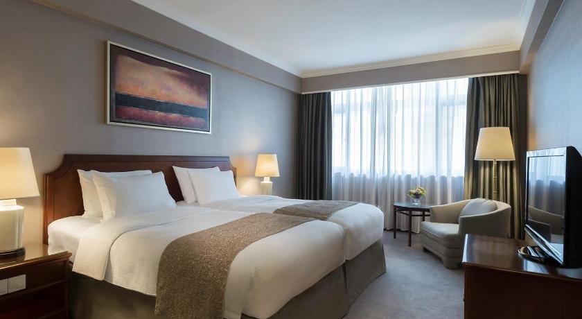 Image of Connecting Superior Room 1