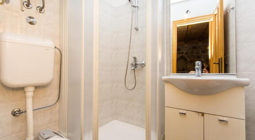 Foteza Apartments photo
