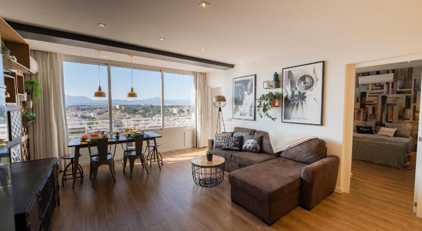 Charming Downtown — Hotel in Alicante