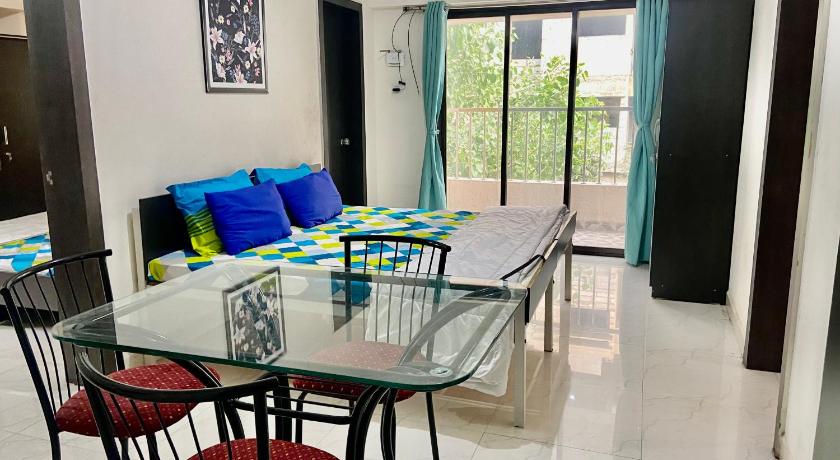 Peaceful Entire 2 BHK Free Wi Fi Parking Kharadi — Hotel in Pune