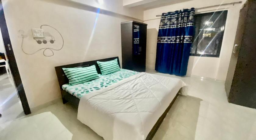 Peaceful Entire 2 BHK Free Wi Fi Parking Kharadi photo