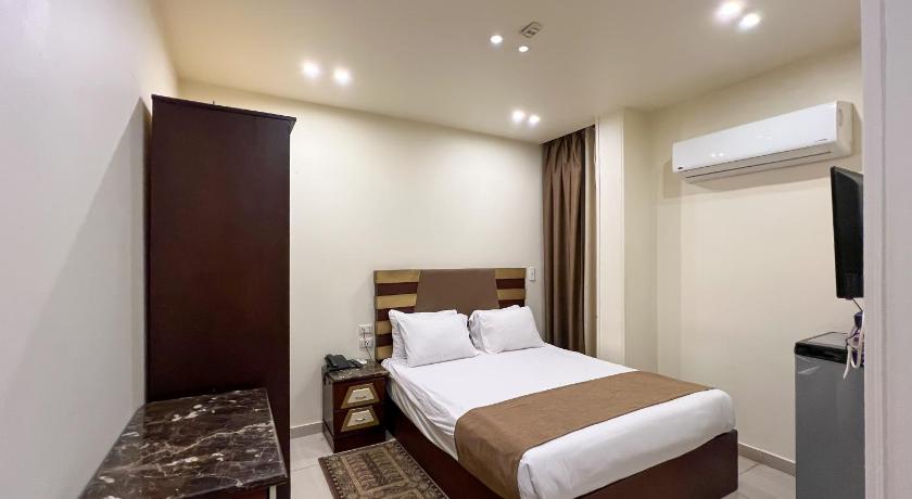Image of Deluxe Single Room 7