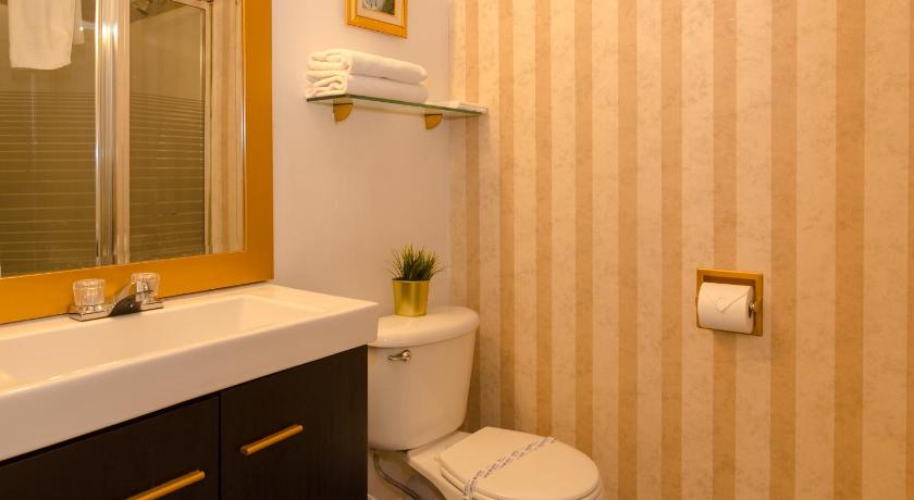 Image of Double Room with Private Bathroom 10