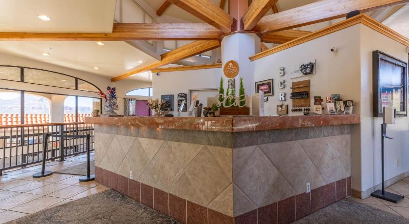 Cedars Resort photo