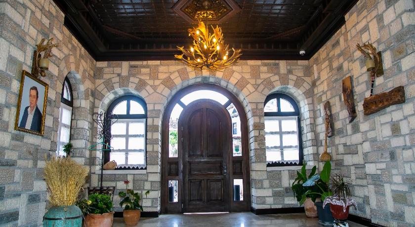 Hotel Onufri photo