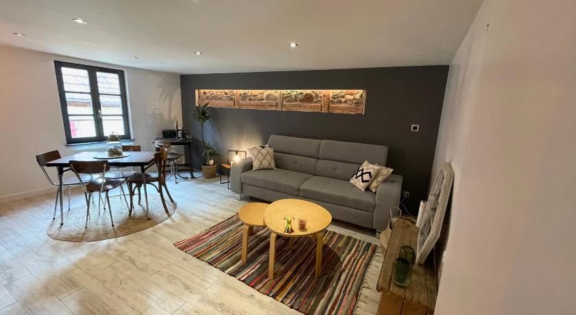 Appartement chaleureux avec place de parking — Hotel in Turckheim