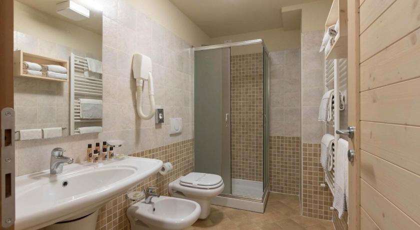 Residence Adamello Resort photo