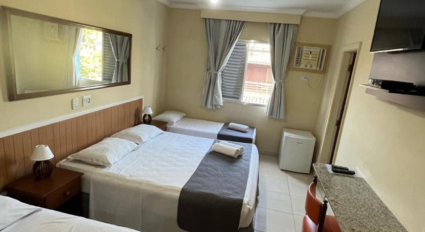 Image of Standard Quadruple Room 1