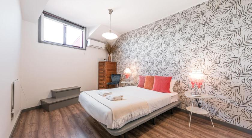 GuestReady - Red Stripes — Hotel in Porto