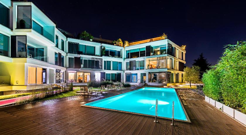 Bristol Exclusive by Wonderful Italy photo