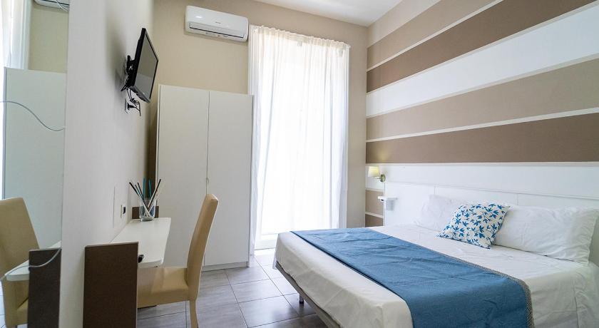 I 4 Diamanti di Napoli — Hotel in Naples