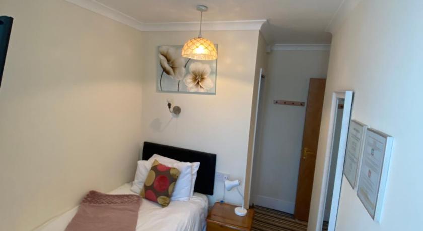 Four Seasons Guest House photo
