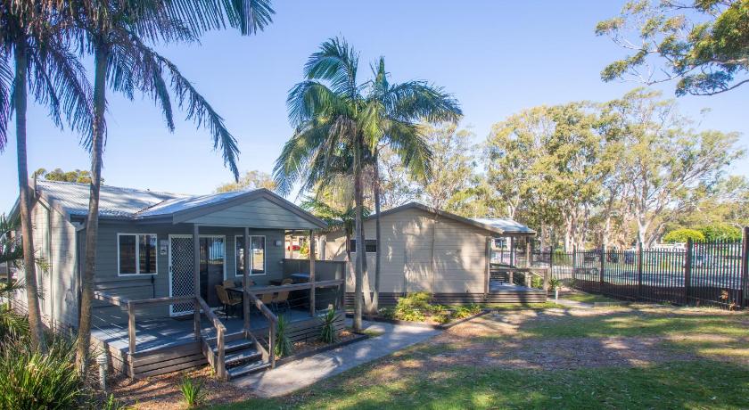 Image of Standard Two-Bedroom Villa with Waterview 3