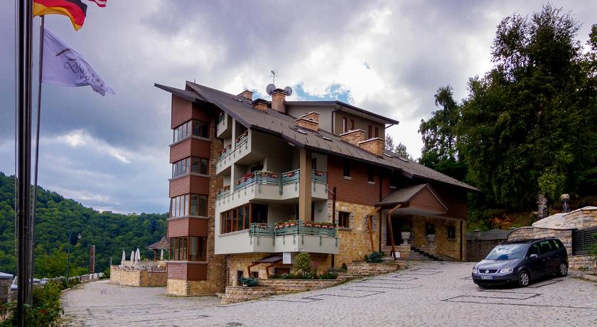 Hotel Dardha photo