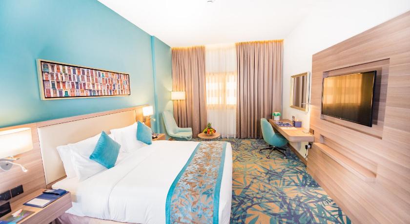 Image of Deluxe King Room - Smoking 0