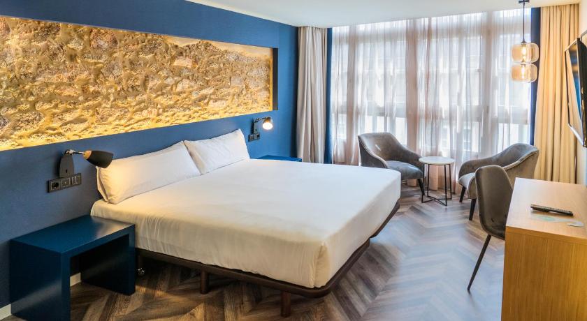 Hotel Alda Galeria Coruna