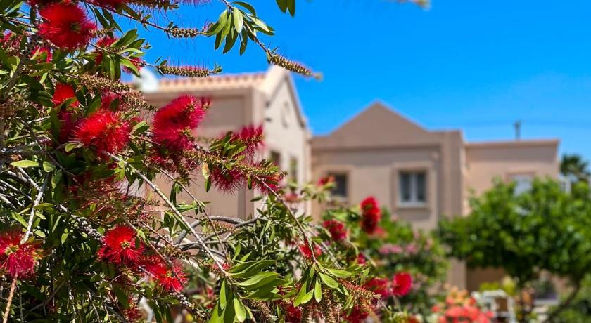 Casa Verde Houses