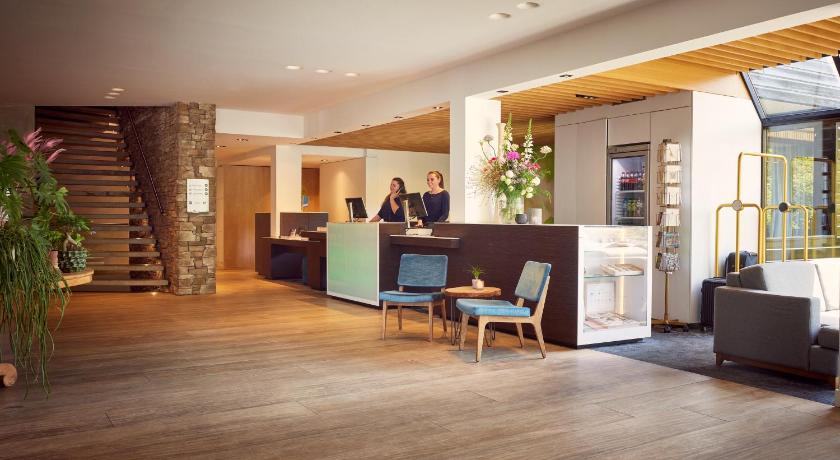 アーネム Van der Valk Hotel Arnhem 4つ星 ホテル プール