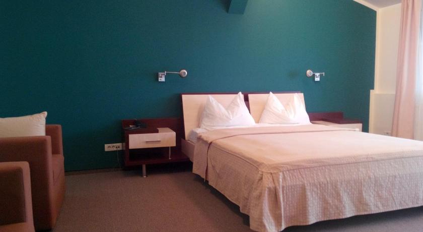 Hotel Baneasa Parc — Hotel in Bucharest