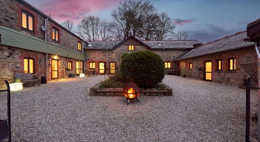The Sett - The Cottages at Blackadon Farm photo