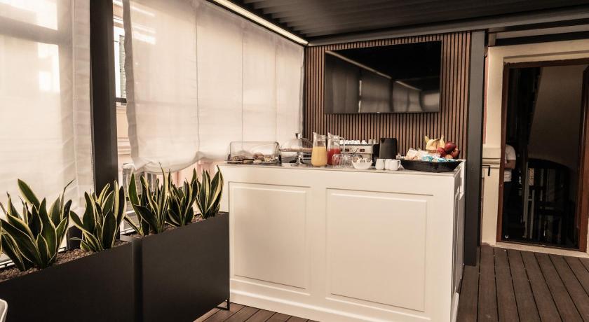 ローマ Hotel Relais Manzoni 3つ星 ホテル レストラン