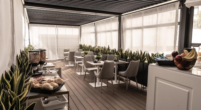 ローマ Hotel Relais Manzoni 3つ星 ホテル ロビー