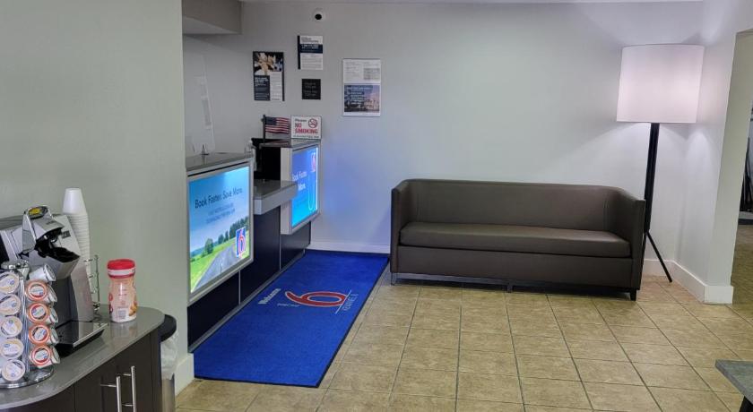 Motel 6-Kewanee, IL photo