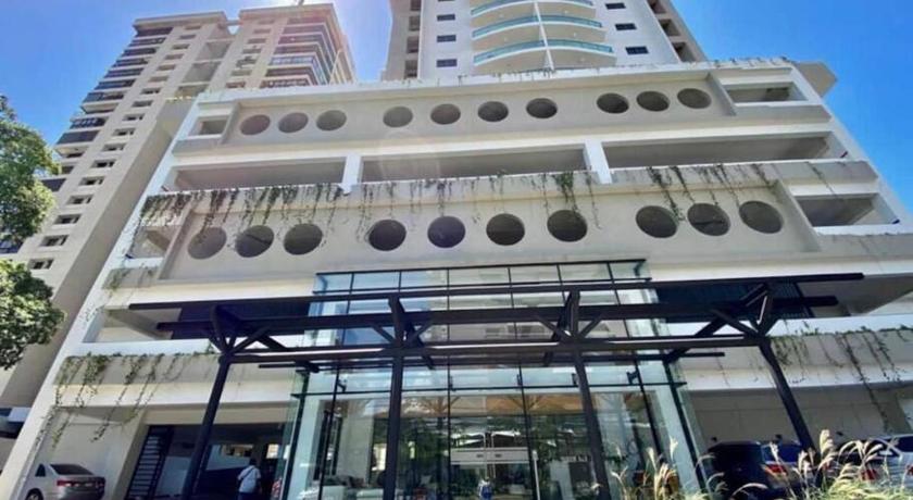Suite Deluxe 1 bed, city OceanView, pool,Saune,Gym photo