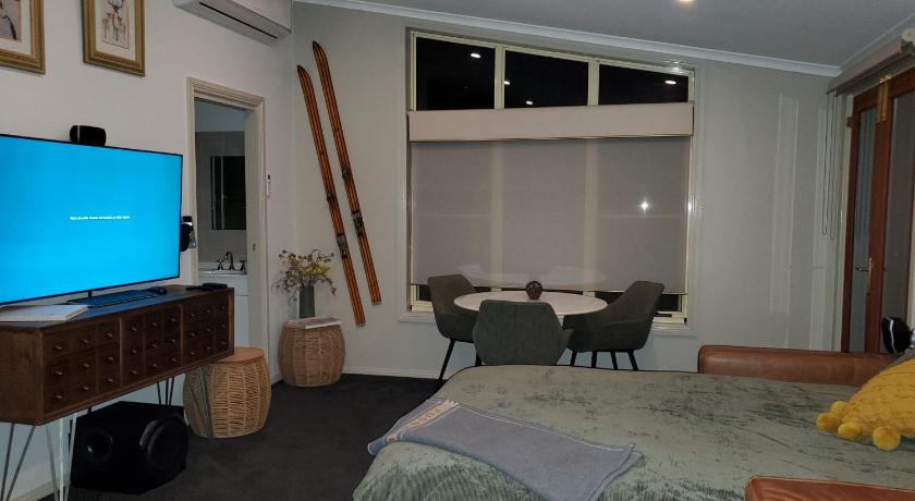 Lakeside Studio photo