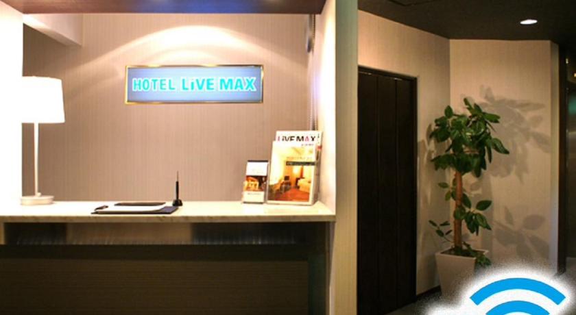 Hotel Livemax Shin Osaka photo