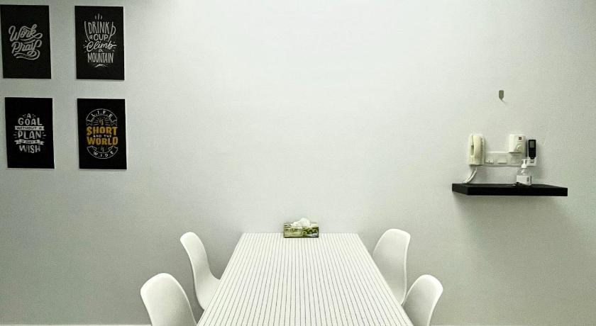 Minimalist Loft IV @DeCentrum (Wifi/Netflix) photo