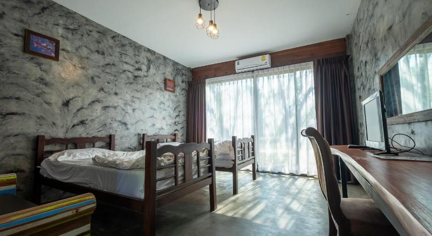 Kanchanaburi Chidthan Resort 5-Star Hotel exterior