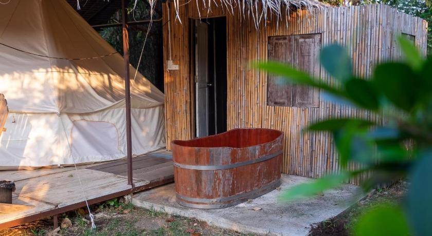 Kanchanaburi Chidthan Resort 5-Star Hotel room